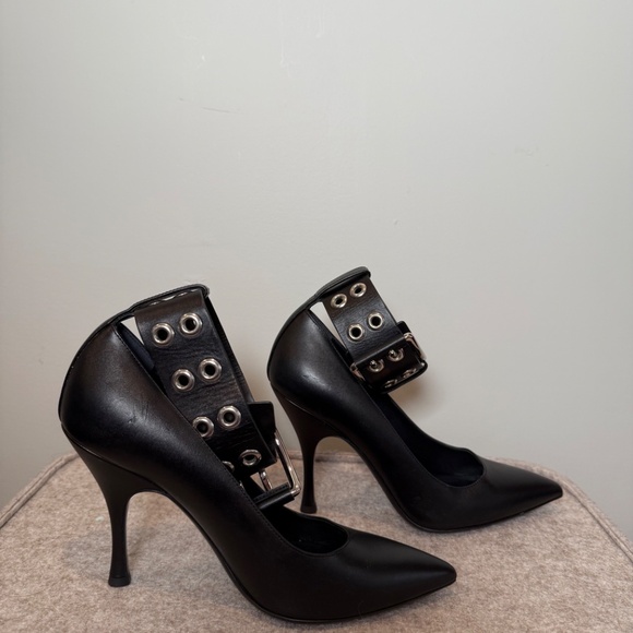 Michael Kors Collection Catherine Calf Pump in Black Size 8 - Picture 3 of 9
